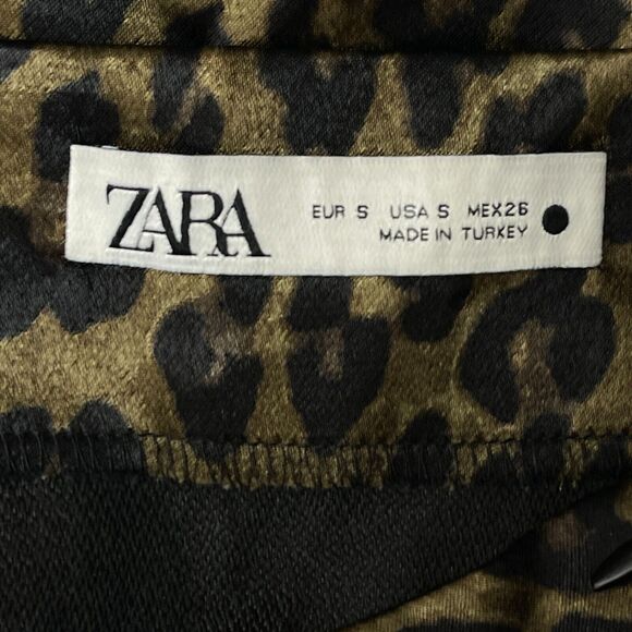 ZARA Satin Effect Leopard Animal Print Y2K Mini Skirt Women's Size Small - Picture 3 of 5